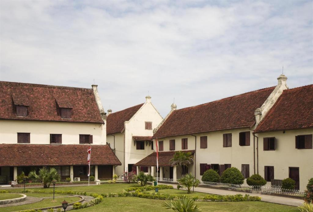 Almadera Hotel Макасар Экстерьер фото