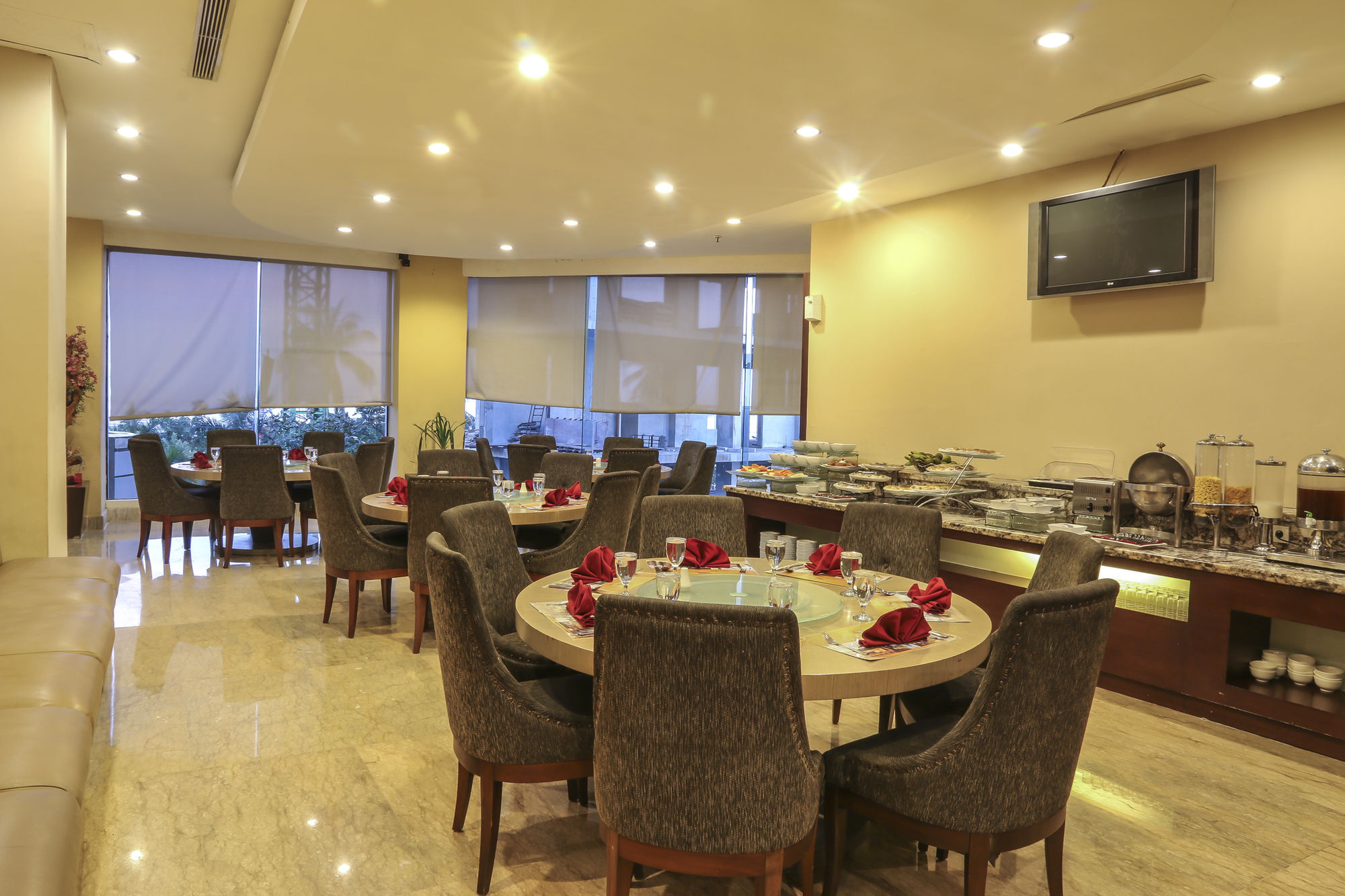 Almadera Hotel Макасар Экстерьер фото